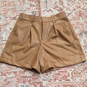 NWT Abercrombie & Fitch High Waist Tan Faux Leather Shorts Size Med